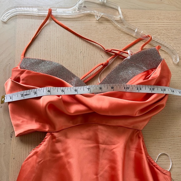 Hello molly LUXE GIRL ENTRANCE MAXI DRESS ORANGE size XL - Picture 3 of 7